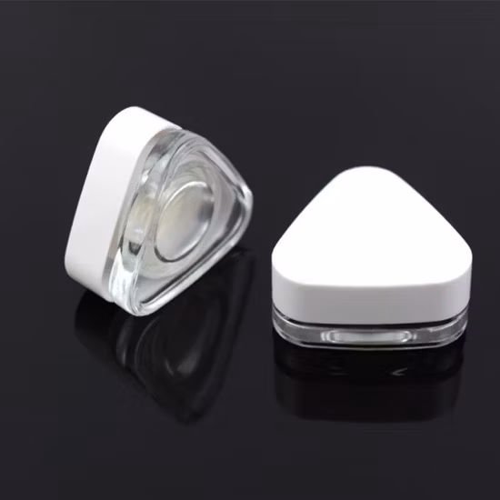 Logo personnalisé Square Cube Qube 5 ml 9 ml pot en verre blanc opaque avec couvercle